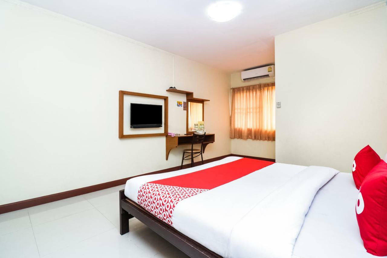 Oyo 237 Thitikorn Grandview Otel Ban Pak Khlong Si Dış mekan fotoğraf